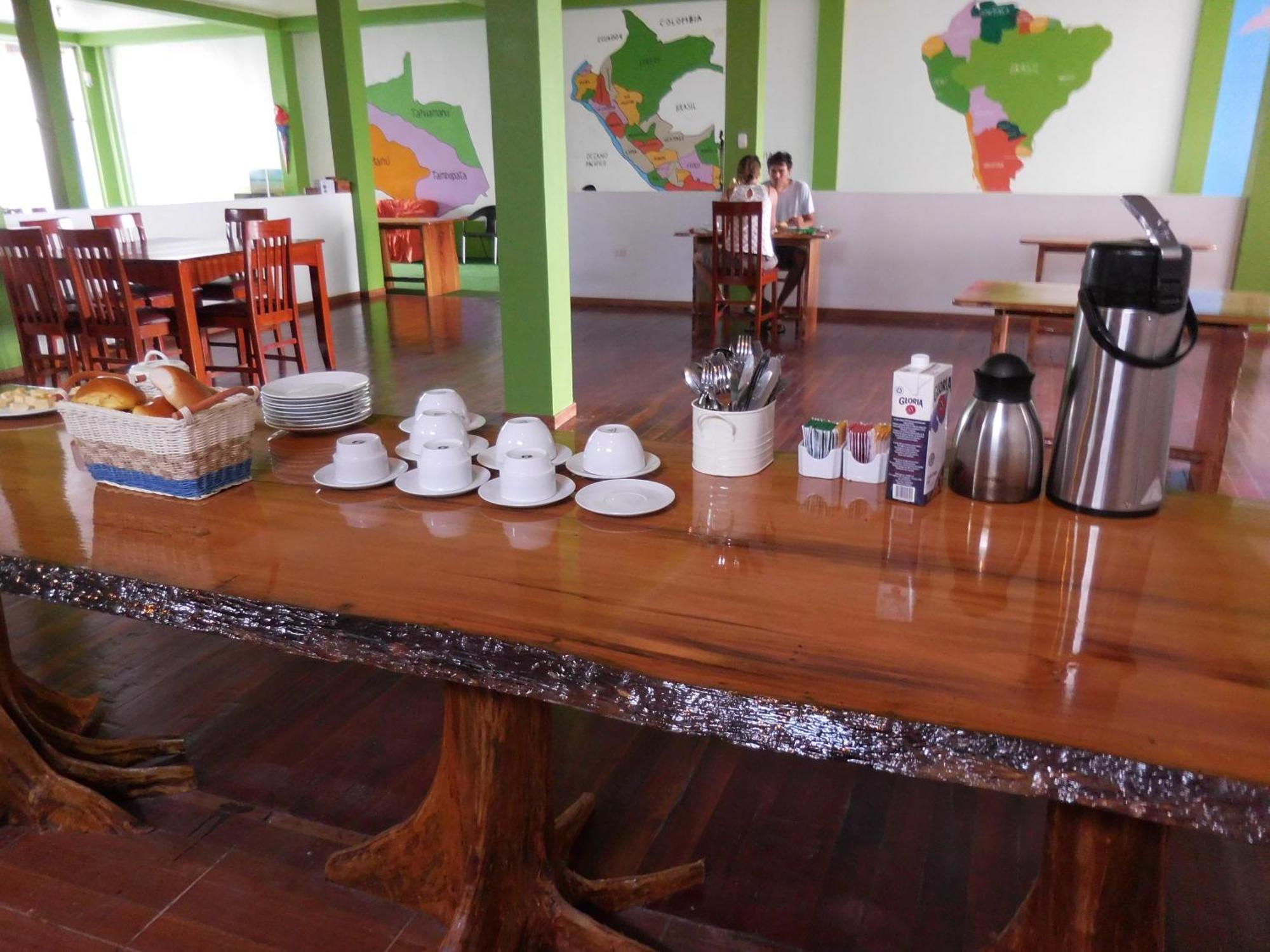Tambopata Hostel Puerto Maldonado Buitenkant foto