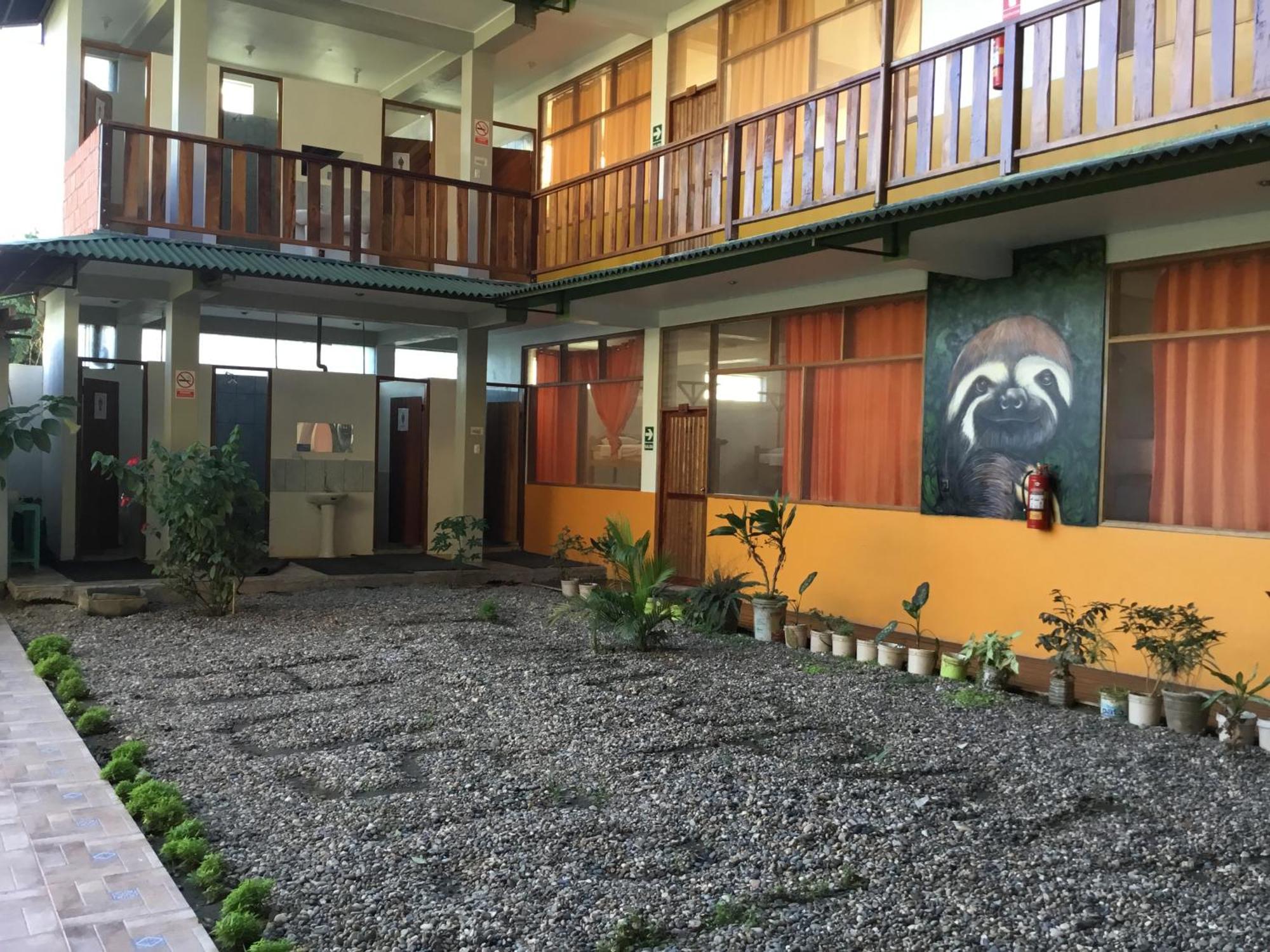 Tambopata Hostel Puerto Maldonado Buitenkant foto