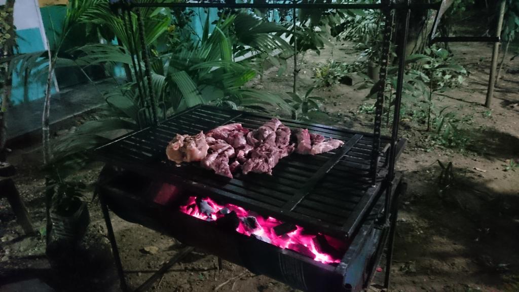 Tambopata Hostel Puerto Maldonado Buitenkant foto